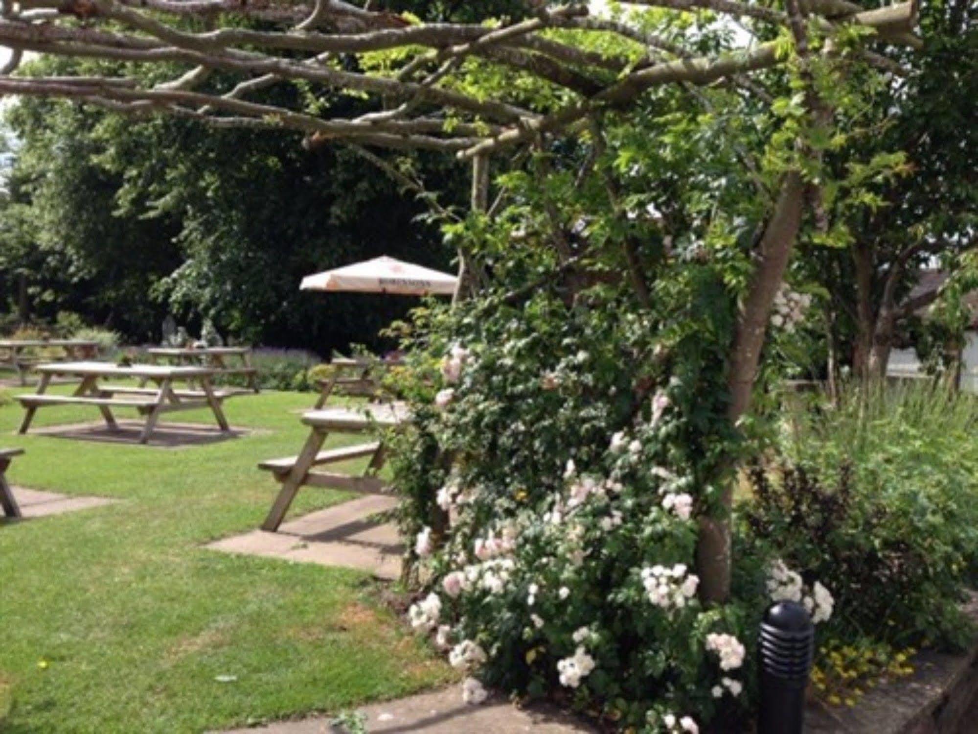 The Swan Inn Nantwich Exterior photo